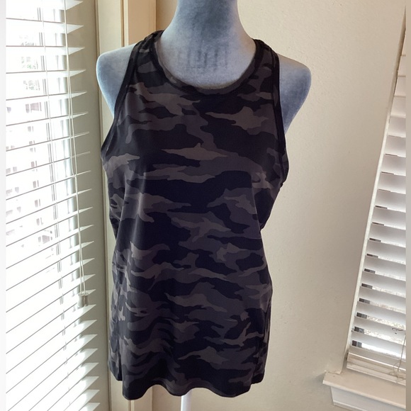 Athleta Camo Tank Size M - Picture 1 of 6